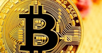 Bitcoin vượt 1,7 tỉ đồng: Nguyên nhân tiền điện tử tăng giá "điên loạn"