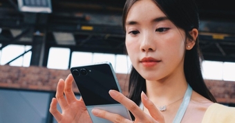 "Các Chuyên Gia Đánh Giá Galaxy Z Fold7 & Z Flip7: Nhận Xét Từ Tech Reviewer Và KOL Về Trải Nghiệm Sử Dụng"