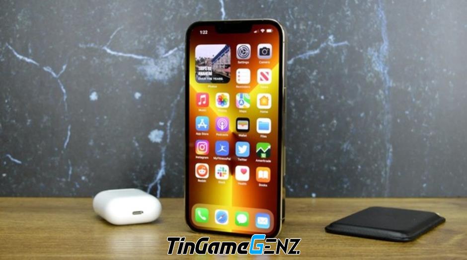 Các hãng Android tranh thủ tiếp thu “lỗ hổng” 500 USD trên dải sản phẩm Apple