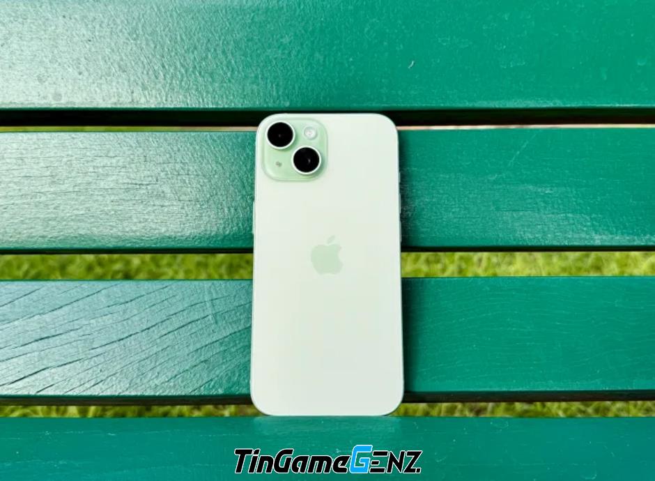 Các smartphone giá trị hơn iPhone 15