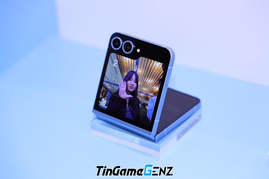 "Cách Galaxy Z Flip6 Khơi Dậy Sáng Tạo Trong Mỗi Người"