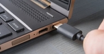"Cách Sạc Laptop Bằng Sạc Điện Thoại: Những Lưu Ý Quan Trọng Bạn Cần Biết!"