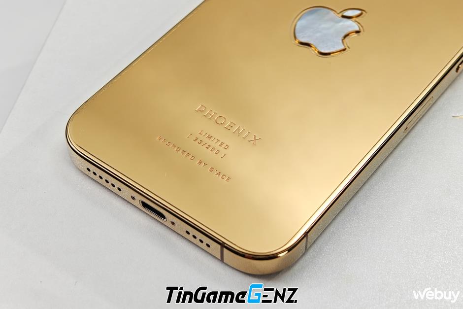 Cận Cảnh iPhone 16 Pro Max Mạ Vàng 24K: Chỉ 200 Chiếc Trên Thế Giới, Giá Gần 100 Triệu Đồng!