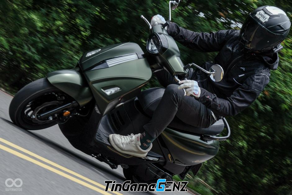 Cận Cảnh Mẫu Xe Tay Ga 158cc Của SYM: Kết Hợp Giữa Phong Cách Vespa Và Tính Thực Dụng Của Honda Cận Cảnh Mẫu Xe Tay Ga 158cc Của SYM: Kết Hợp Giữa Phong Cách Vespa Và Tính Thực Dụng Của Honda