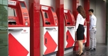 Cảnh Báo: Thủ Đoạn Dán Băng Dính Che Camera Tại ATM - Nguy Cơ Lừa Đảo Rút Tiền Từ Thẻ Ngân Hàng Giả