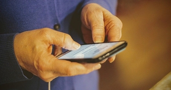 Cảnh Báo: Thủ Đoạn Lừa Đảo Mới Đối Với Người Dùng iPhone - Đừng Để Mất Tiền Oan!