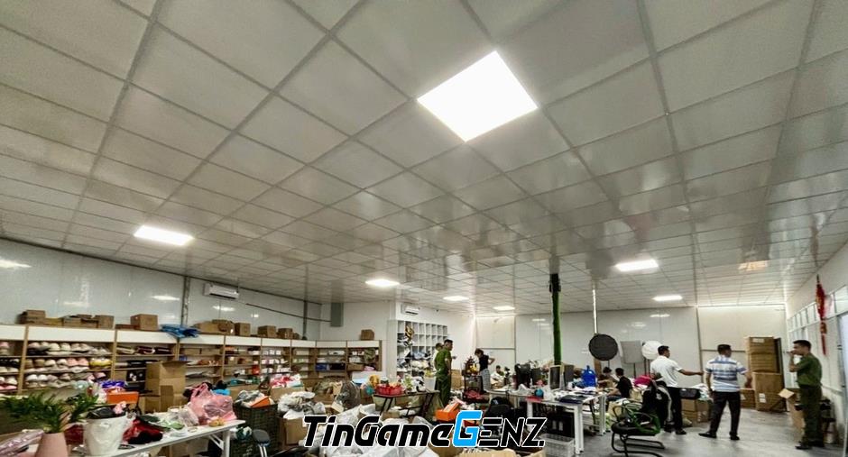 Cảnh Sát Bắt Giữ Hàng Nghìn Sản Phẩm Bán Online Thiếu Chứng Từ Hợp Pháp: Những Điều Cần Biết! Cảnh Sát Bắt Giữ Hàng Nghìn Sản Phẩm Bán Online Thiếu Chứng Từ Hợp Pháp: Những Điều Cần Biết!