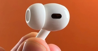 "Cập Nhật Đột Phá: 3 Đời AirPods Mới Với Tính Năng Tuyệt Vời, Biến Tai Nghe Thành Trợ Thủ Đắc Lực Không Chỉ Để Nghe Nhạc"