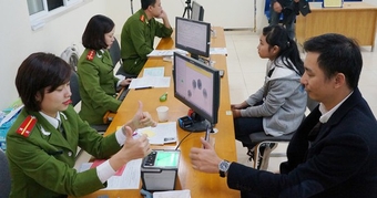 "Cập Nhật Quan Trọng: Gần 9 Triệu Căn Cước Công Dân Của Người Dân Hà Nội Sẽ Có Thay Đổi Như Thế Nào?" "Cập Nhật Quan Trọng: Gần 9 Triệu Căn Cước Công Dân Của Người Dân Hà Nội Sẽ Có Thay Đổi Như Thế Nào?"