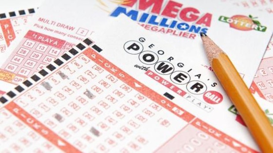 Cặp vợ chồng trúng jackpot 20 tỷ đồng, đe dọa không nhận được tiền, gấp rút tố cáo cho cảnh sát điều tra