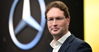 "CEO Mercedes-Benz Cảnh Báo: Ngành Ô Tô Châu Âu Sẽ Khó Khăn Khi Cấm Xe Xăng"