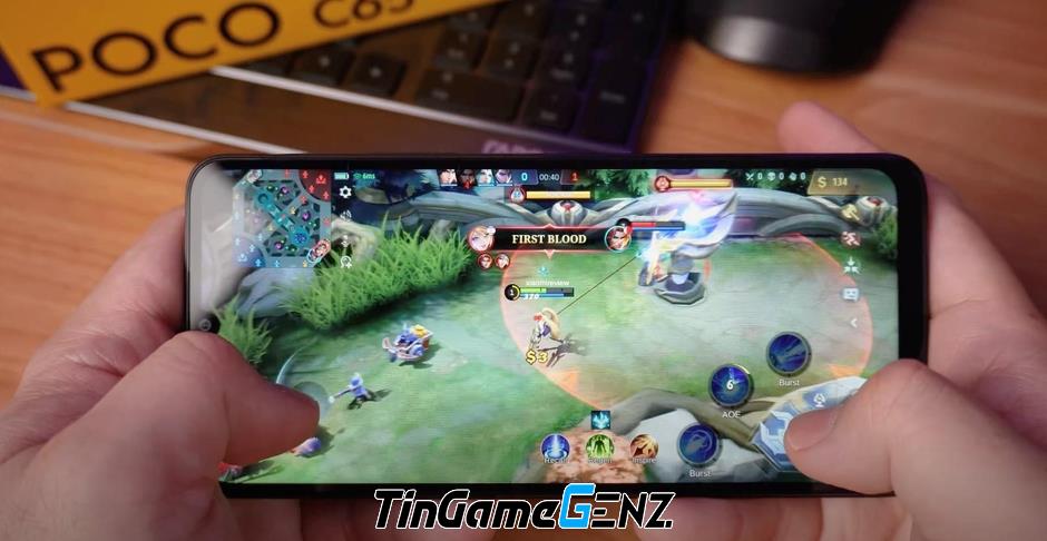 Chiếc điện thoại giá 2,6 triệu đồng giúp bạn chơi mọi tựa game