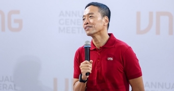 "Chủ Tịch VNG Lê Hồng Minh: Những Điều Cần Biết Về Chính Sách Thu Phí Của Zalo" "Chủ Tịch VNG Lê Hồng Minh: Những Điều Cần Biết Về Chính Sách Thu Phí Của Zalo"