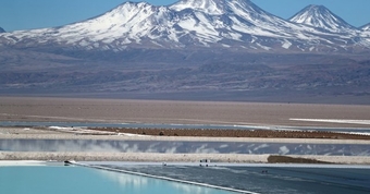 "Công Nghệ Đột Phá Giải Quyết Vấn Đề Thiếu Hụt Lithium: Tương Lai Của Ngành Công Nghiệp Pin"