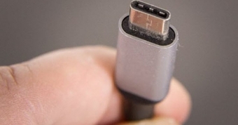 "Cổng USB Nào Đang Chiếm Ưu Thế Về Tốc Độ Hiện Nay? Khám Phá Các Tùy Chọn Tốt Nhất!"