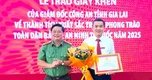 "Cụ Bà U70 Gây Chấn Động Agribank: Nhân Viên Dừng Giao Dịch Vì Lý Do Đặc Biệt, Nhận Bằng Khen Xuất Sắc"
