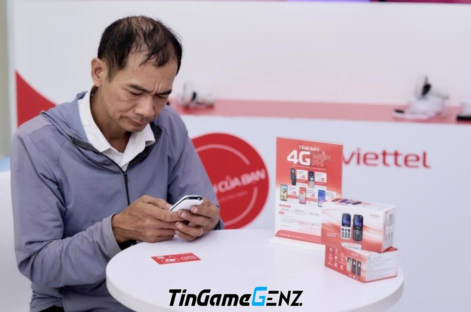 "Cục gạch" 4G Viettel: Giao diện 2G, cấu hình 4G nâng cấp hiệu quả