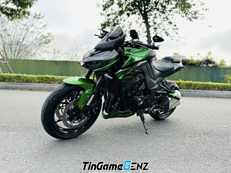 Độ Mixi mua Kawasaki Z1000 với giá trên 400 triệu: Từ R15 đến khao khát chơi xe phân khối lớn