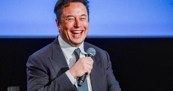 "Elon Musk Ra Mắt Công Ty AI Macrohard Chất Lượng 