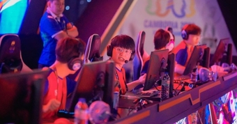 Esports: Ngành công nghiệp phát triển nhanh chóng