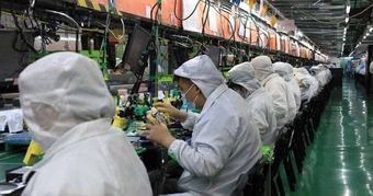 Foxconn cần tuyển 50.000 công nhân cho sản xuất iPhone 16.