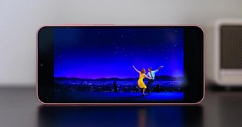 "Galaxy A26 5G: Người bạn đồng hành lý tưởng cho tín đồ yêu âm nhạc và mê phim ảnh"