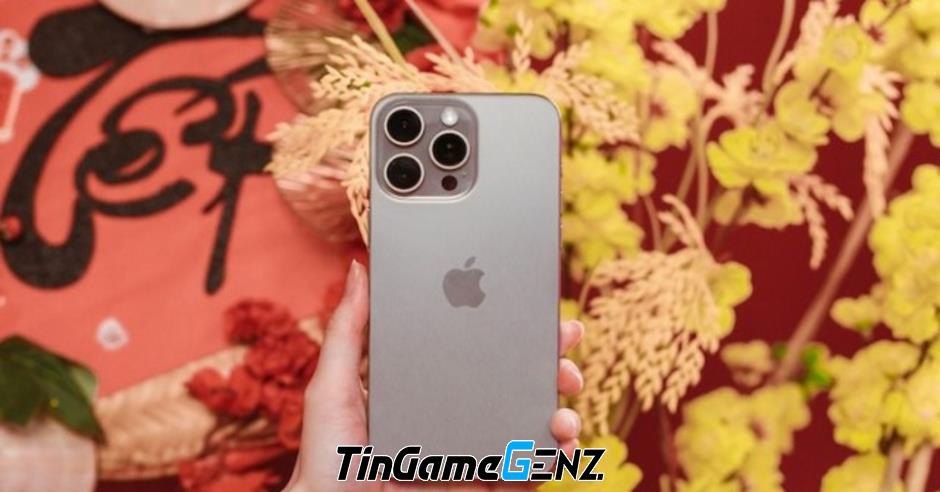 Giá iPhone 15 Pro Max trước Tết Nguyên đán Giáp Thìn 2024 đã thay đổi như thế nào?