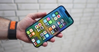 "Giá iPhone Giảm Kỷ Lục: Cơ Hội Vàng Cho Game Thủ Mới!"