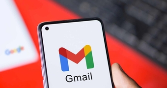 "Gmail Cải Tiến: Hộp Thư Của Bạn Sẽ Biến Thành Nơi Mua Sắm Tiện Lợi Nhất!"
