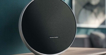 "Harman Kardon Ra Mắt Loa Di Động Onyx Studio 9 với Giá Cả Bất Ngờ"