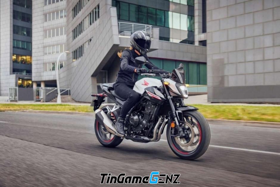 Honda CB500 Hornet 2024: Khám phá mẫu xe với giá khoảng 180 triệu đồng.