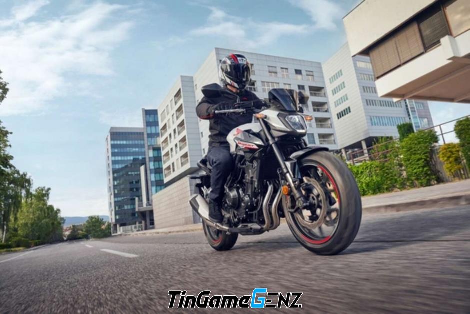 Honda CB500 Hornet 2024: Khám phá mẫu xe với giá khoảng 180 triệu đồng.