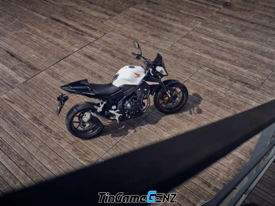 Honda CB500 Hornet 2024: Khám phá mẫu xe với giá khoảng 180 triệu đồng.