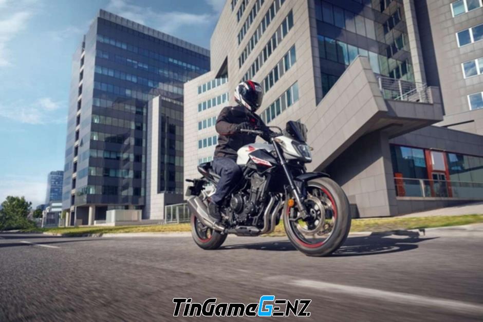 Honda CB500 Hornet 2024: Khám phá mẫu xe với giá khoảng 180 triệu đồng.