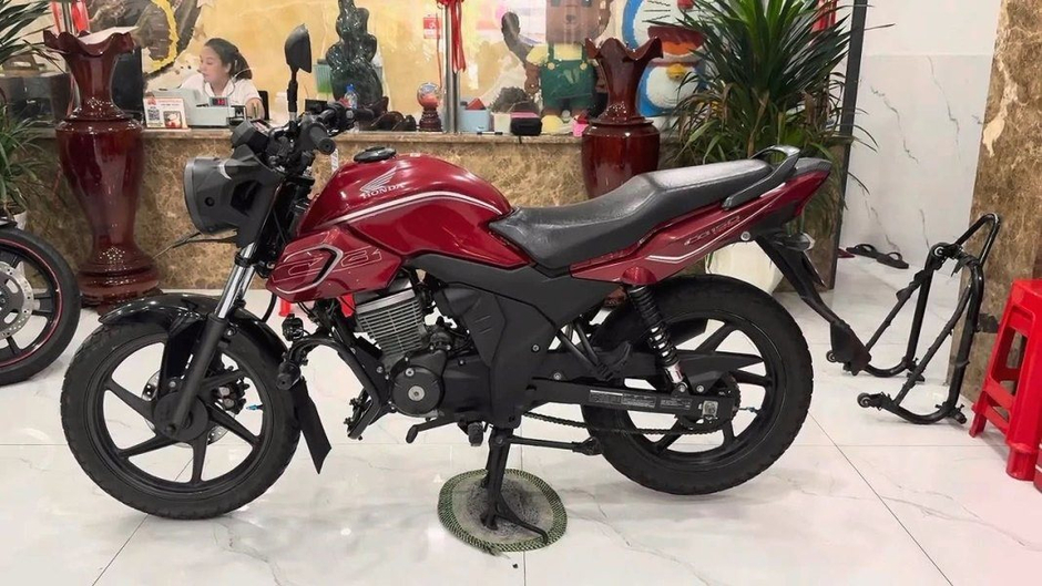 Honda ra mắt 'Vua côn tay' 150cc giá 34 triệu đồng: Thiết kế ấn tượng, trang bị vượt trội so với Yamaha Exciter.