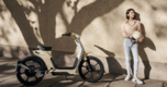 "Honda Ra Mắt Xe Cub Chạy Điện Giá Chỉ Hơn 20 Triệu: Thiết Kế Độc Đáo, Phù Hợp Cho Một Người"