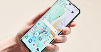 "Huawei Smartphone Đạt Thành Tựu Ấn Tượng: Những Bước Đi Lặng Lẽ Trong Thế Giới Di Động"