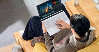 "Hướng Dẫn Chọn Laptop Mỏng Nhẹ Đầy Hiệu Năng Cho Tân Sinh Viên 2K7: Giải Pháp Hoàn Hảo Cho Năm Học Mới!"