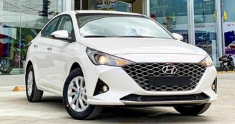 Hyundai Accent bản cũ giảm giá gần 100 triệu tại đại lý, chỉ còn từ 400 triệu đồng.