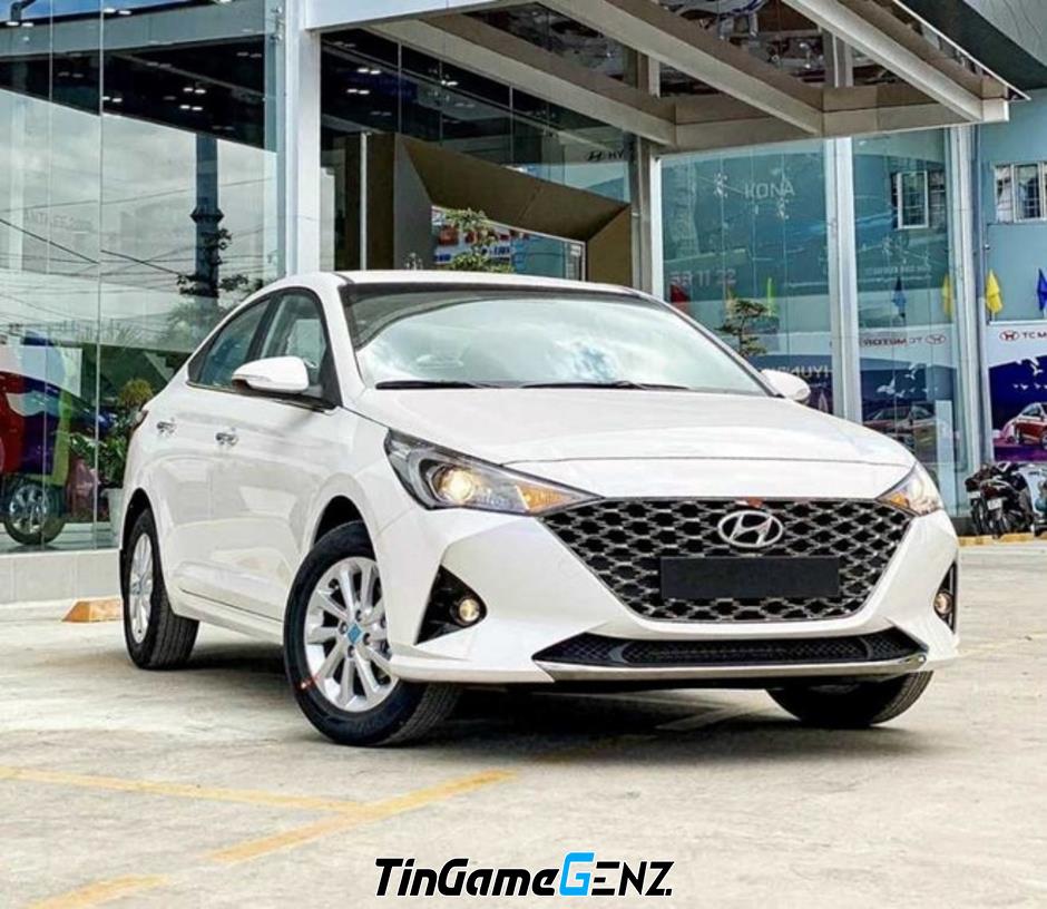 Hyundai Accent bản cũ giảm giá gần 100 triệu tại đại lý, chỉ còn từ 400 triệu đồng.