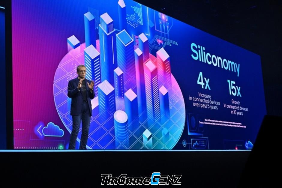 Intel Innovation 2023: Hỗ trợ phổ cập AI đến mọi nơi cho các Nhà phát triển