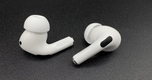 "iOS 26 Rò Rỉ: Tính Năng Mới Được Mong Chờ Cho AirPods Sắp Ra Mắt!"