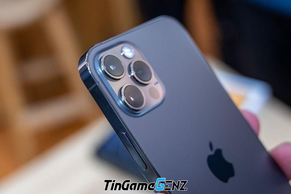 iPhone 12 Pro vẫn đáng mua vào năm 2024 với giá ưu đãi