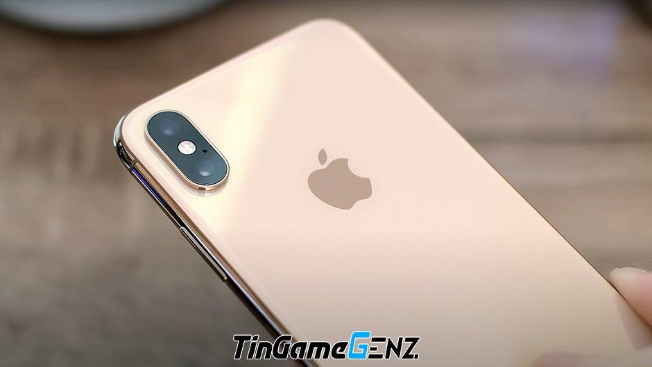 iPhone 12 và iPhone XS Max: Chọn iPhone nào dưới 9 triệu?