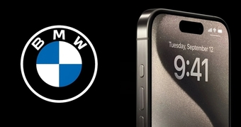 iPhone 15 bị hỏng do va chạm với xe BMW ngay khi mới mua