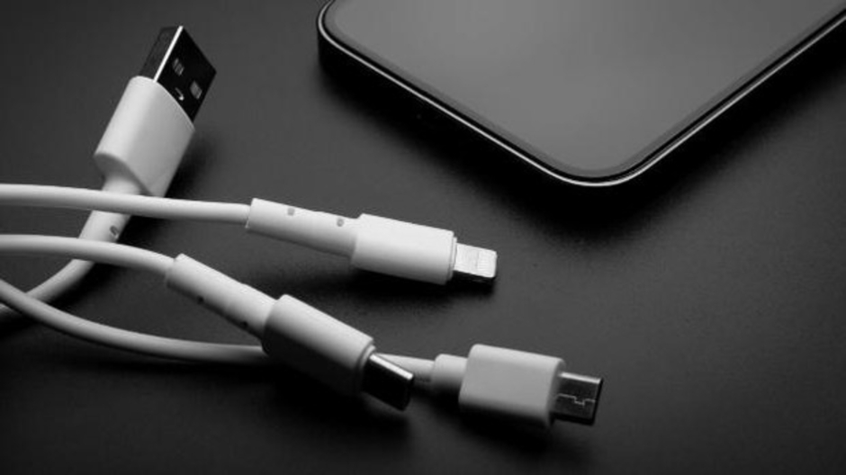 iPhone 15: Cải tiến với cổng USB-C, mang đến trải nghiệm tuyệt vời cho iFan