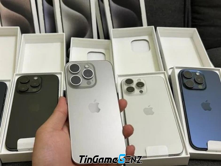 iPhone 15 Pro Max - Chiếc điện thoại bán chạy nhất của Apple với giá cao nhất trong năm 2024.