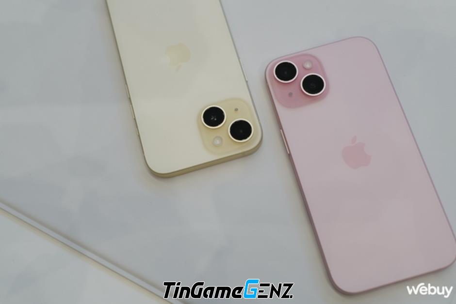 iPhone 15 và iPhone 15 Plus có màn hình 