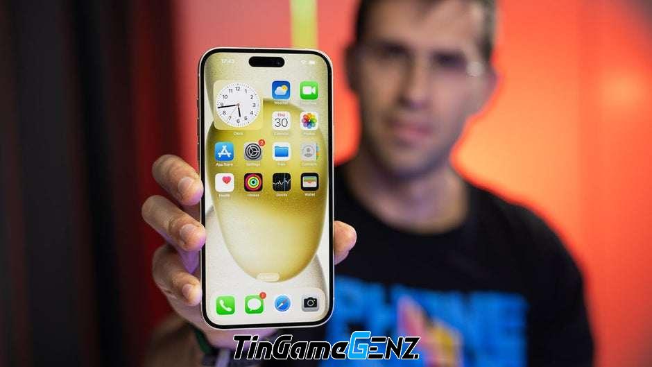 iPhone 16 Plus: Viên pin nhỏ hơn, iFan cần lo ngại?