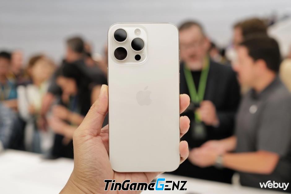 iPhone 17 Pro Max: Upgrade mạnh về camera, có nên mua ngay hay đợi?